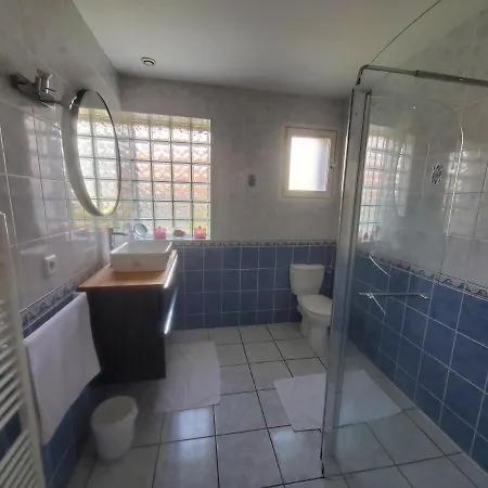 Chez Houria Pansiyon Cournon-d'Auvergne